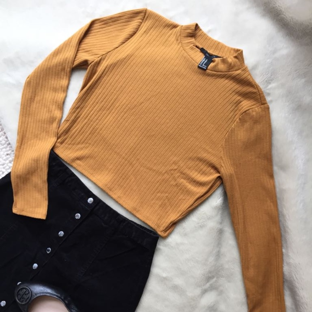 Forever 21 Mustard Yellow Crop Top - Picture 4 of 5
